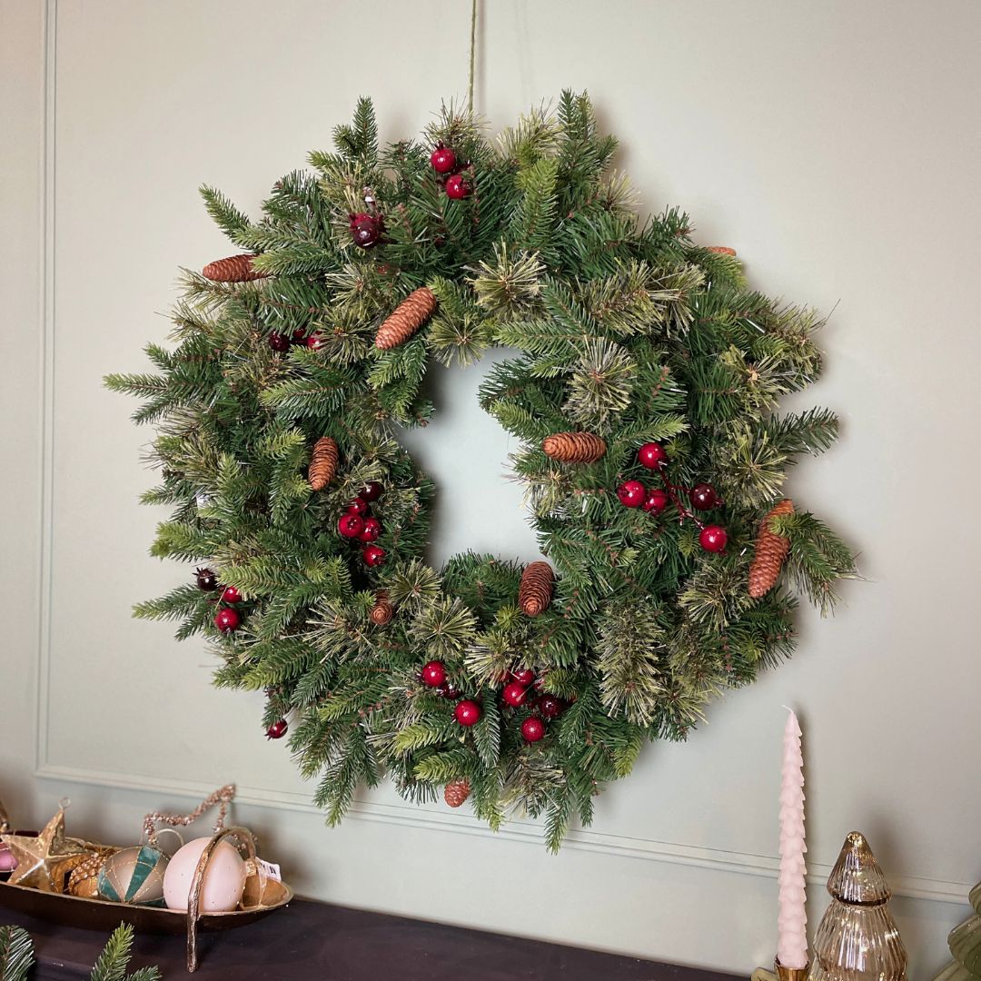 Christmas Wreath Rutland Pine with Berries