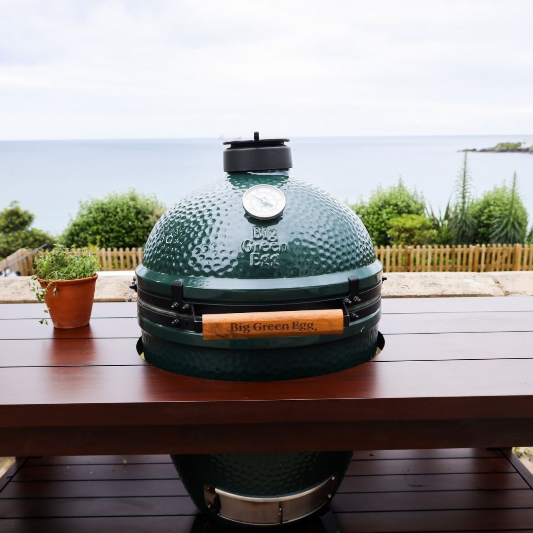 Big Green Egg Charcoal BBQ - Large Mahogany Table Bundle