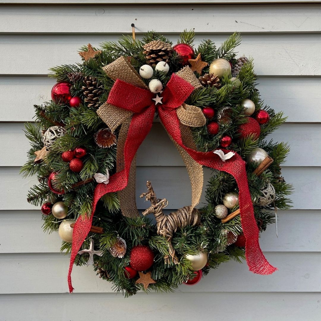 Christmas Wreath Rustic Red