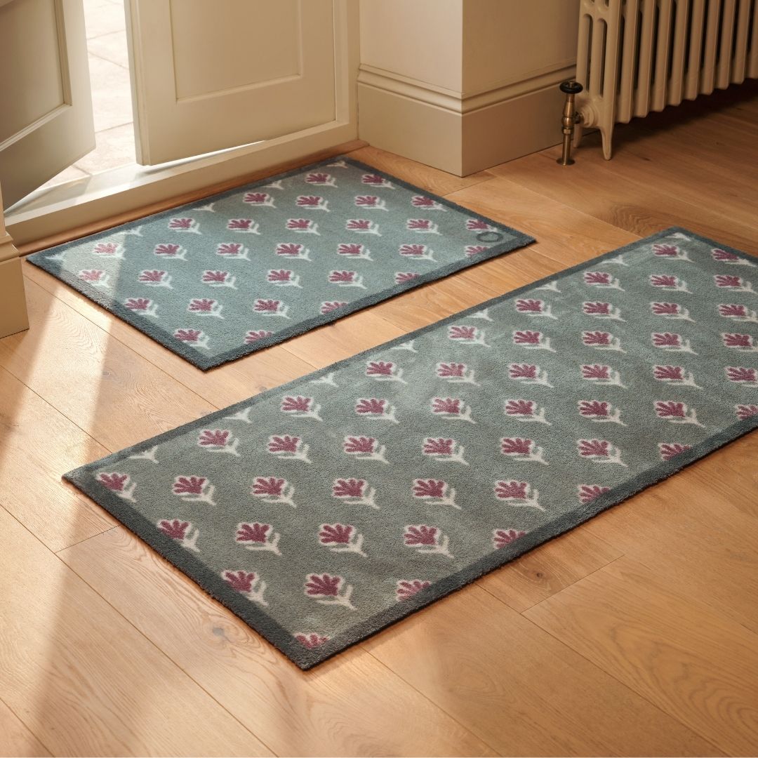 Hug Rug Runner Ditsy Floral Green