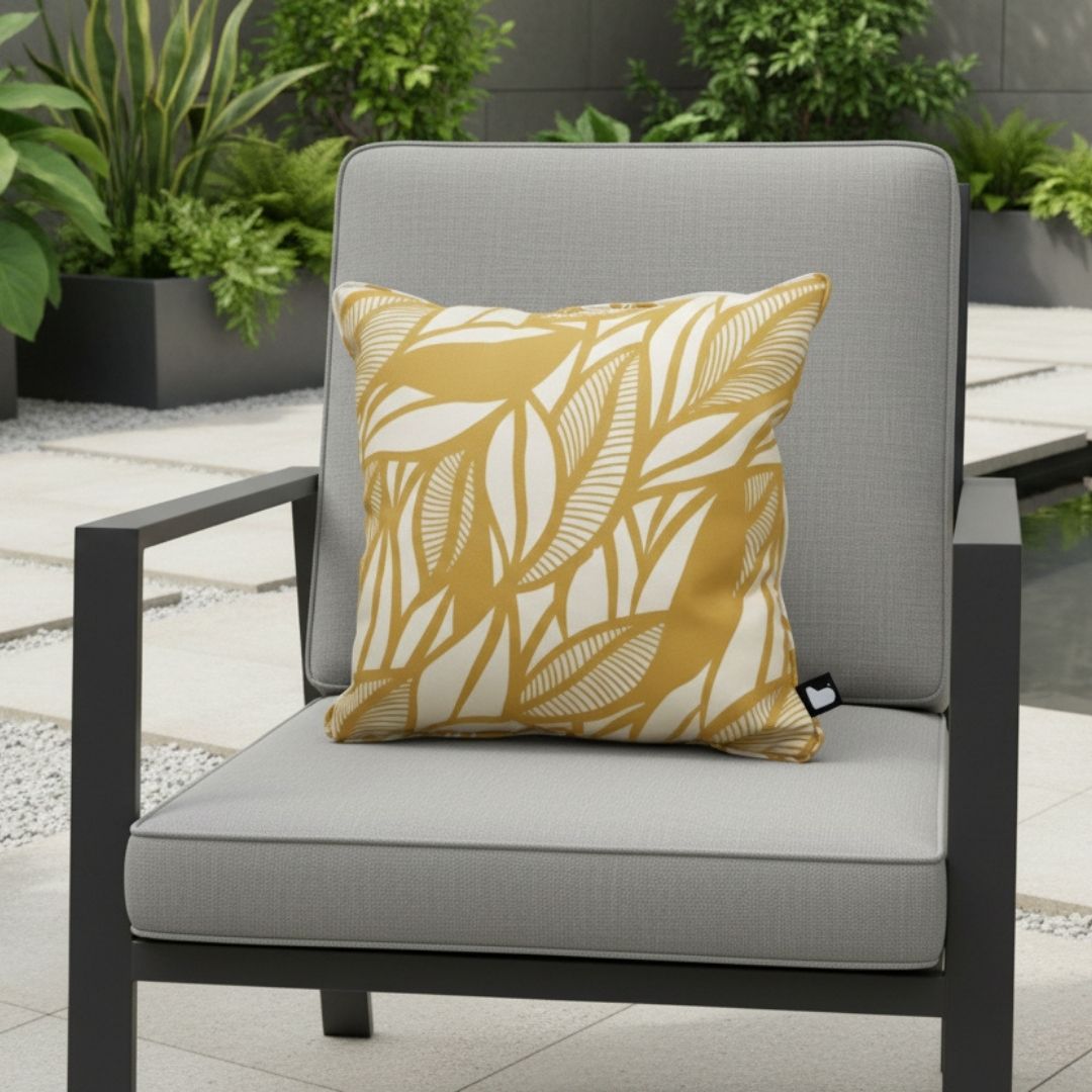 B Outdoor Cushion Poplar Leaf - Butter Yellow