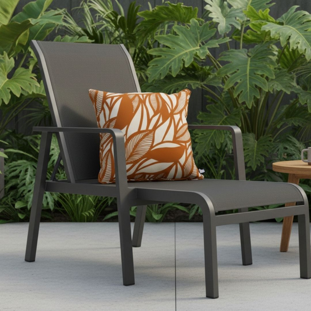 B Outdoor Cushion Poplar Leaf - Rust