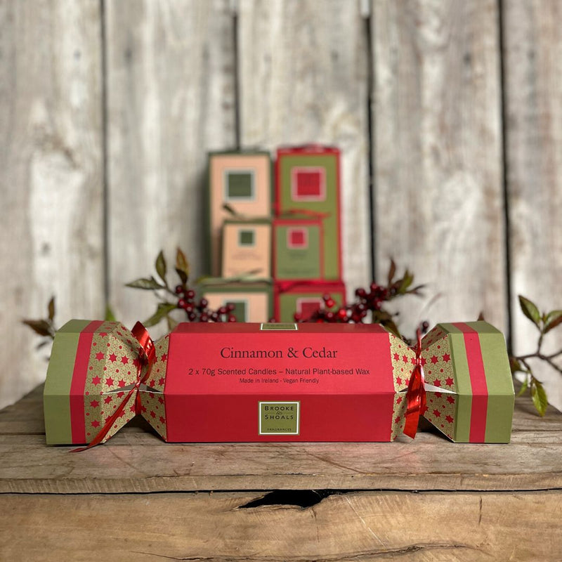 Brooke & Shoals Christmas Cracker - Cinnamon & Cedar