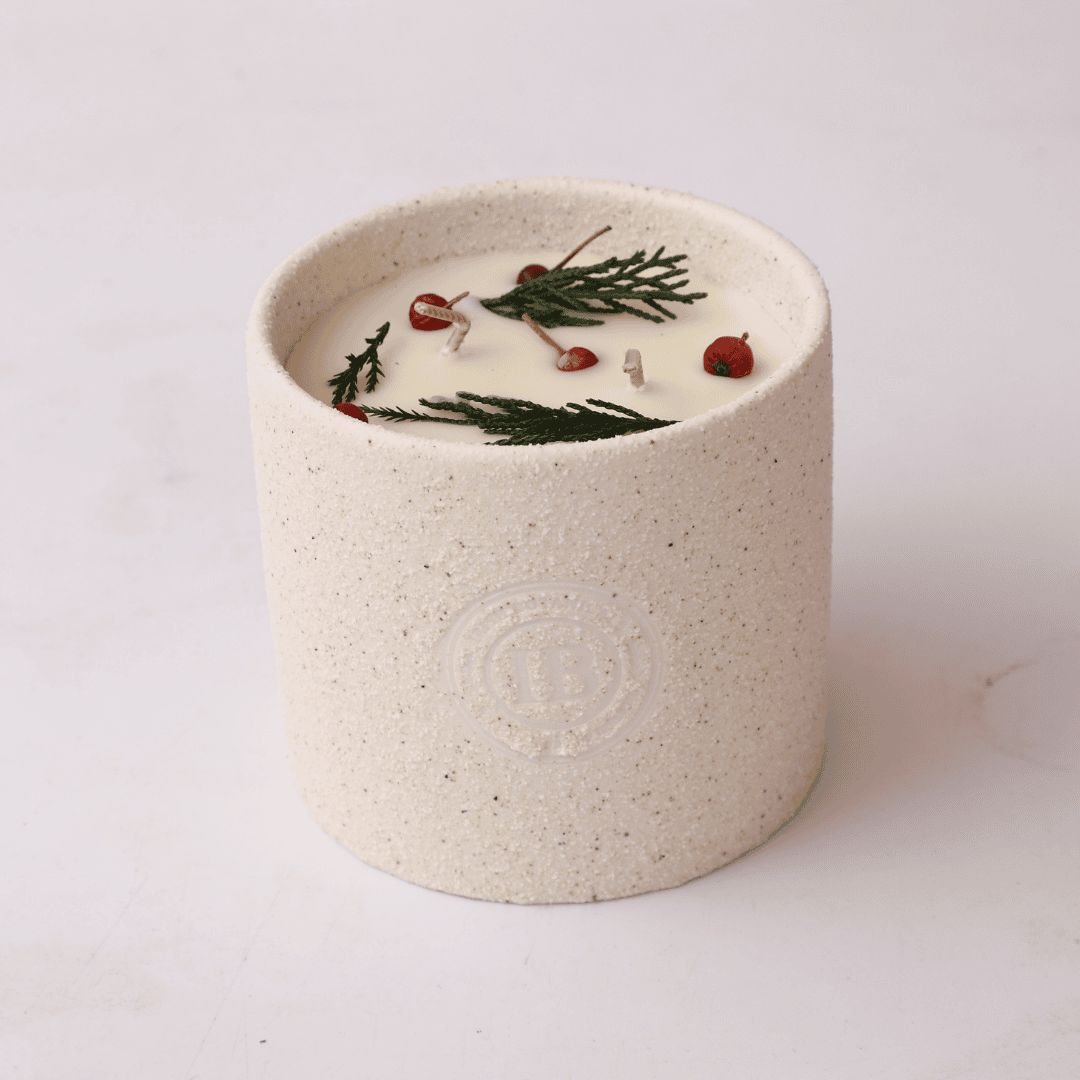 Christmas Candle Ceramic Wild Berries