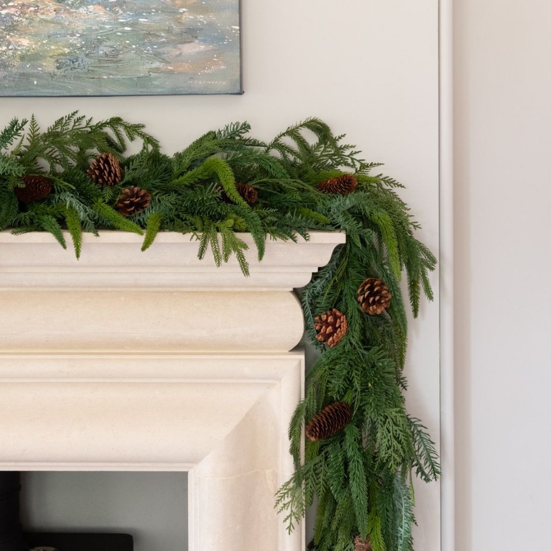 Christmas Deluxe Faux Cedar Garland 180cm
