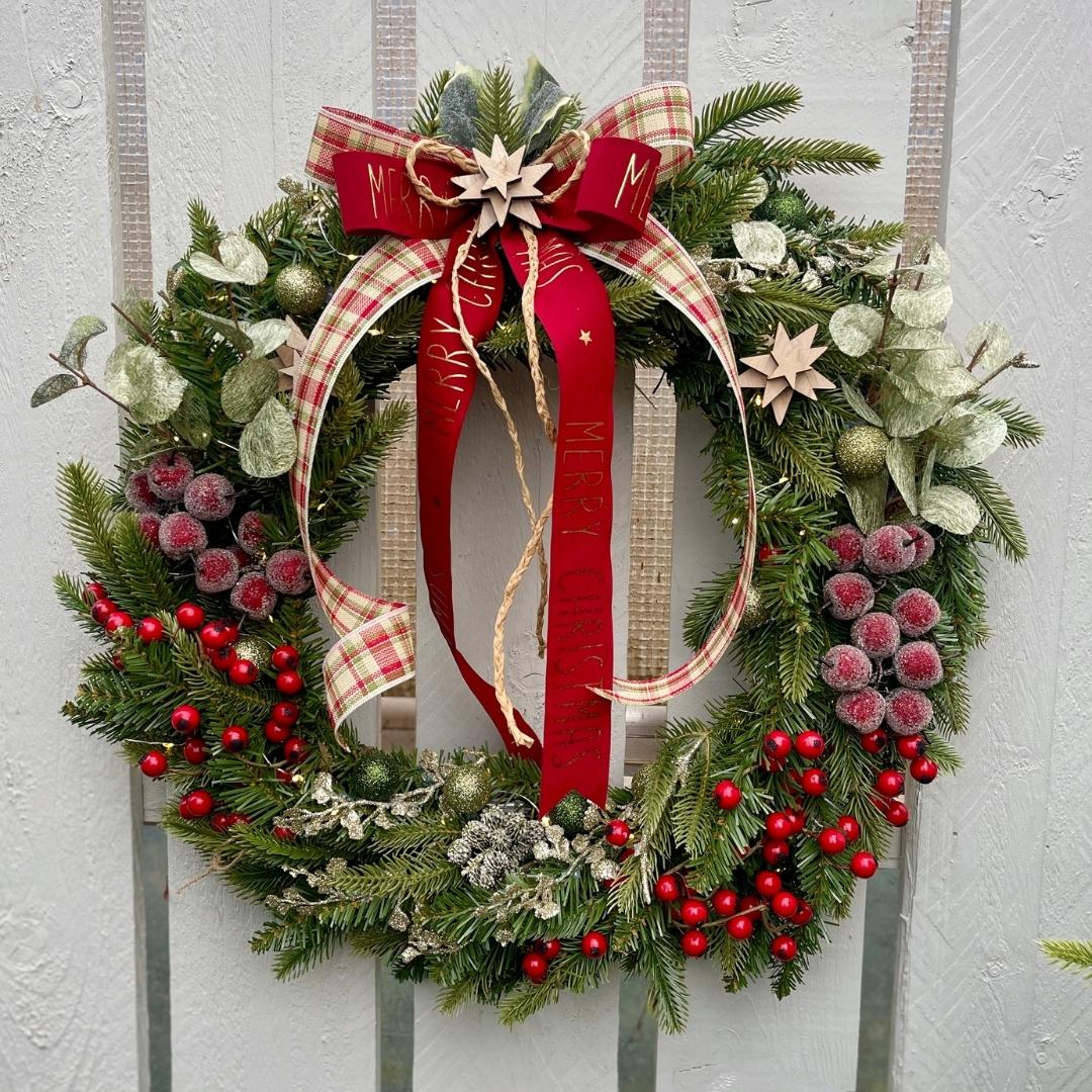 Christmas Wreath Festive Red Berries