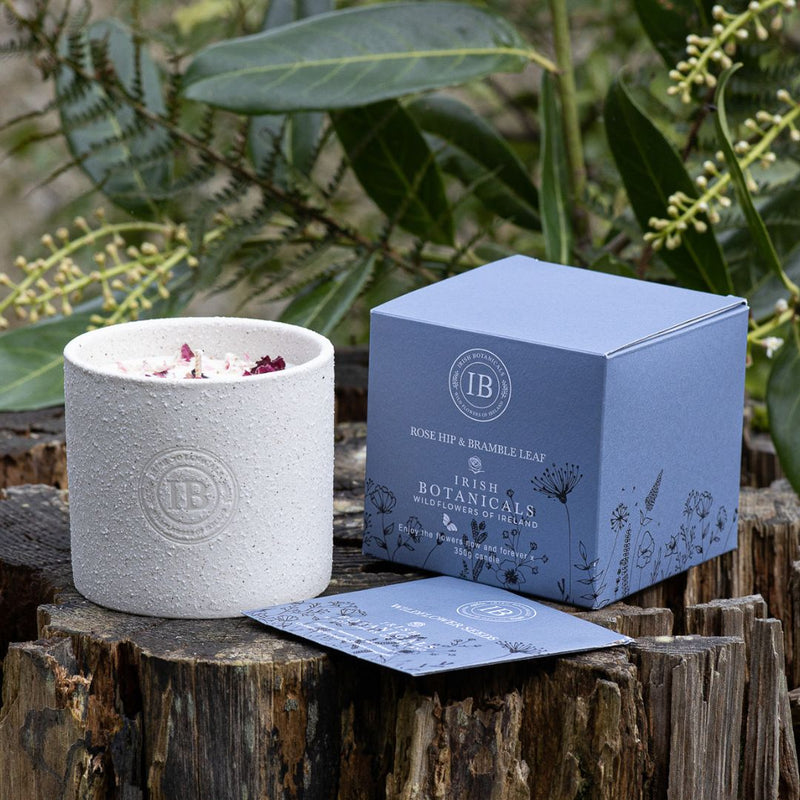 Irish Botanicals Rosehip & Bramble Leaf Candle