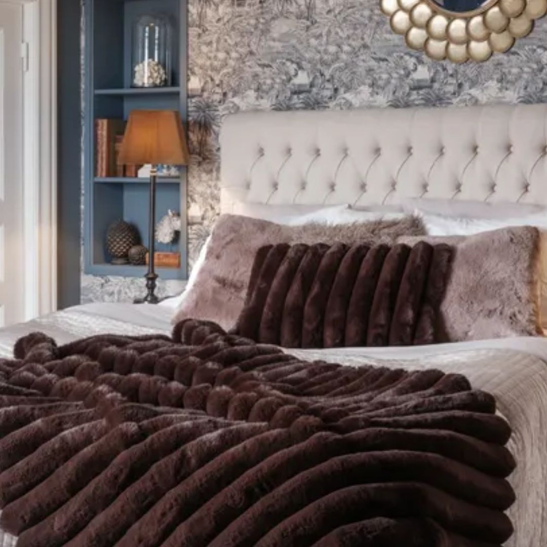 Liny Cushion Brown 40x60cm