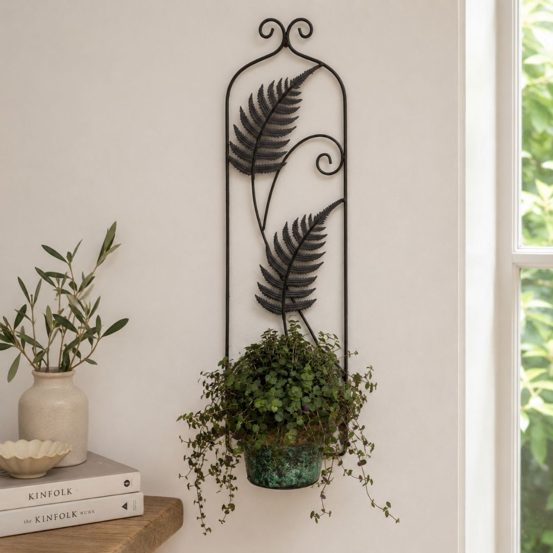 Metal Wall Pot Holder - Fern