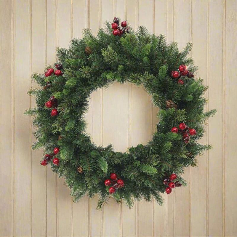 Rutland Pine Christmas Wreath with Berries