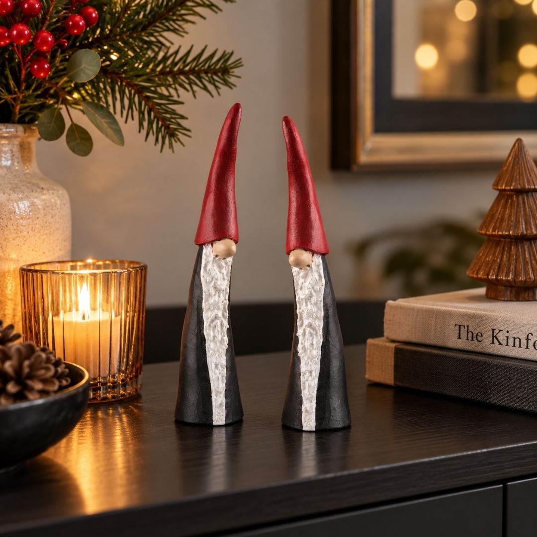 Tall Santa Duo 15cm