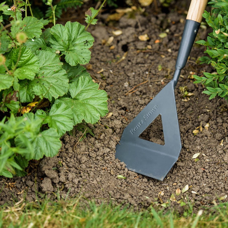 Kent & Stowe Carbon Steel Dutch Hoe - The Garden HouseKent & Stowe